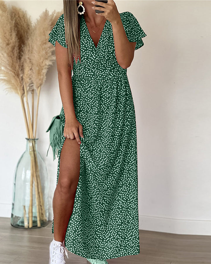 Maxi dress with v-neckline and print