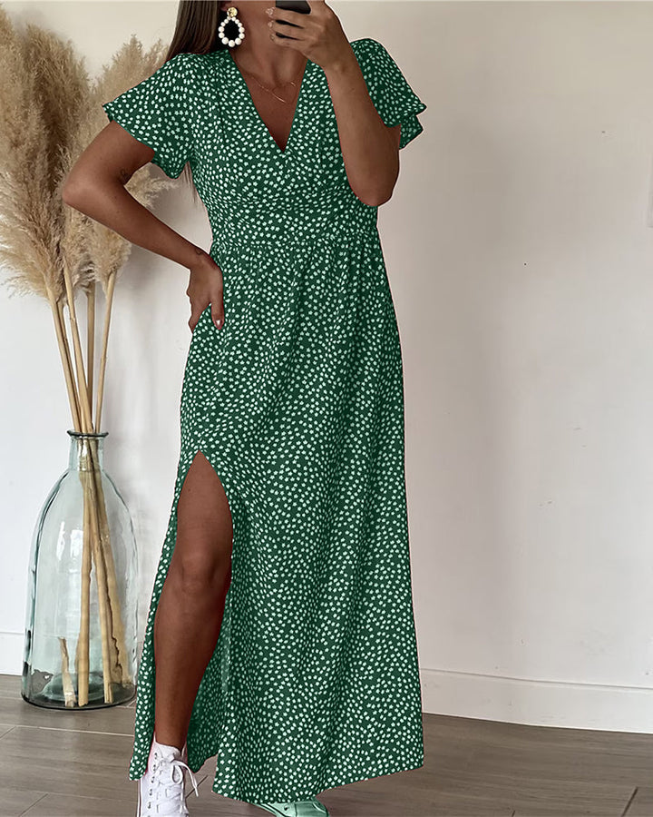 Maxi dress with v-neckline and print