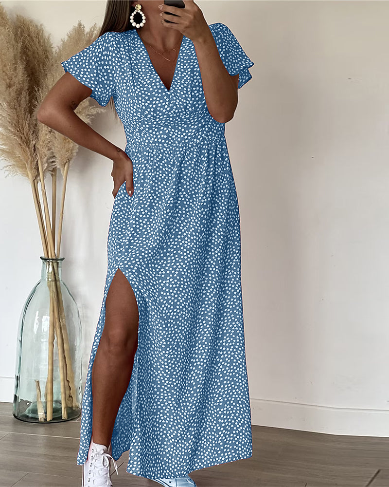 Maxi dress with v-neckline and print