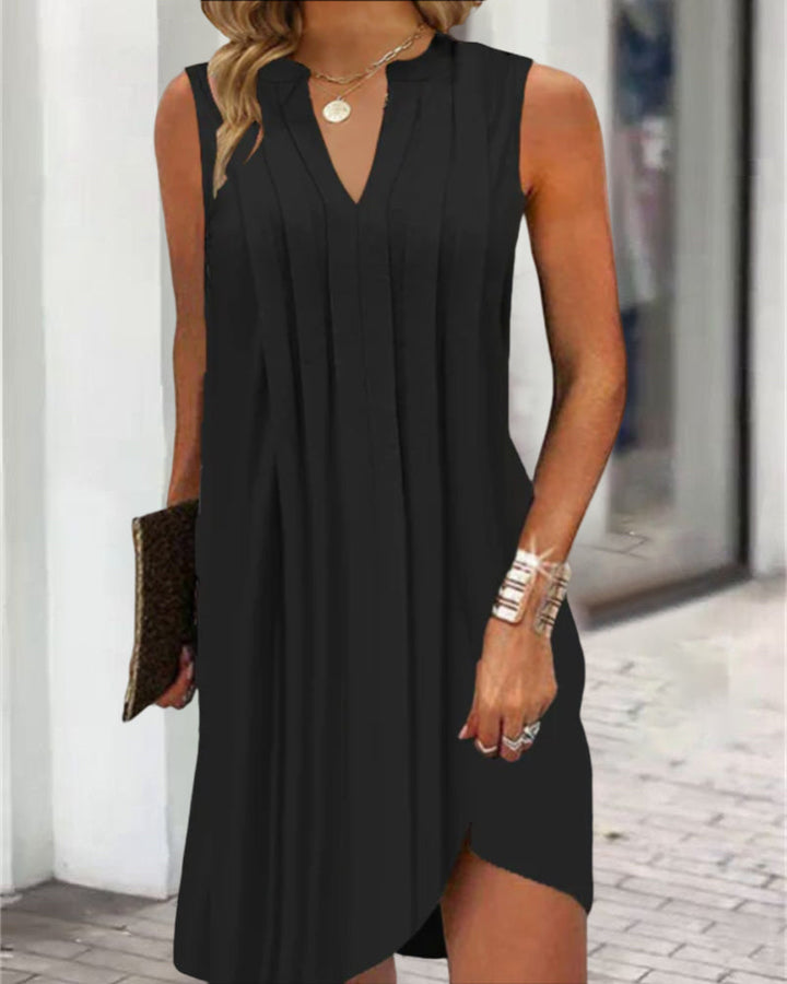 Sleeveless V-neck casual dress